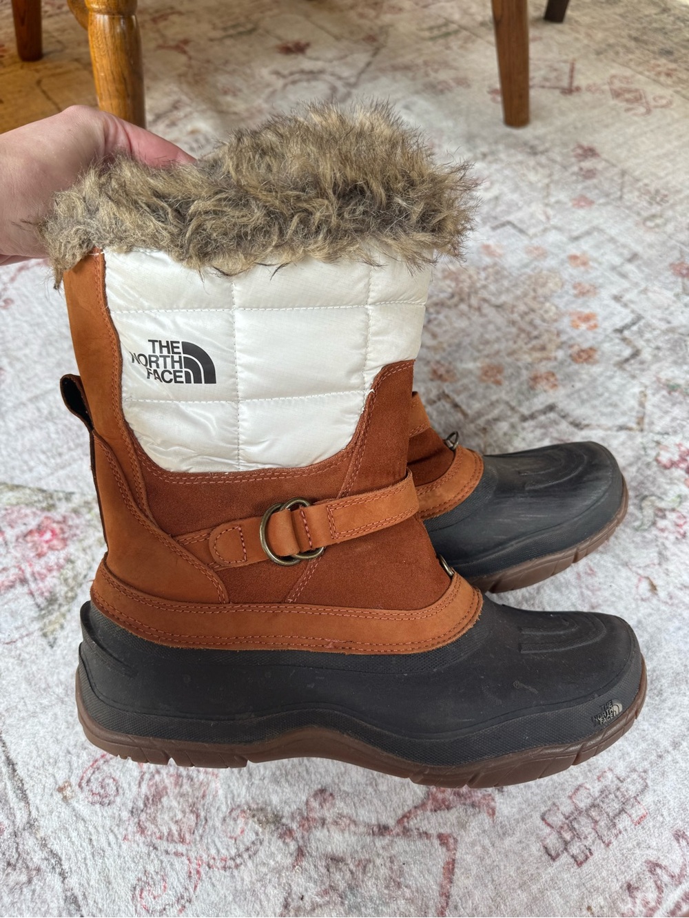 The North Face Waterproof Winter Snow Boots Suede Faux Fur Puffer Women's 9